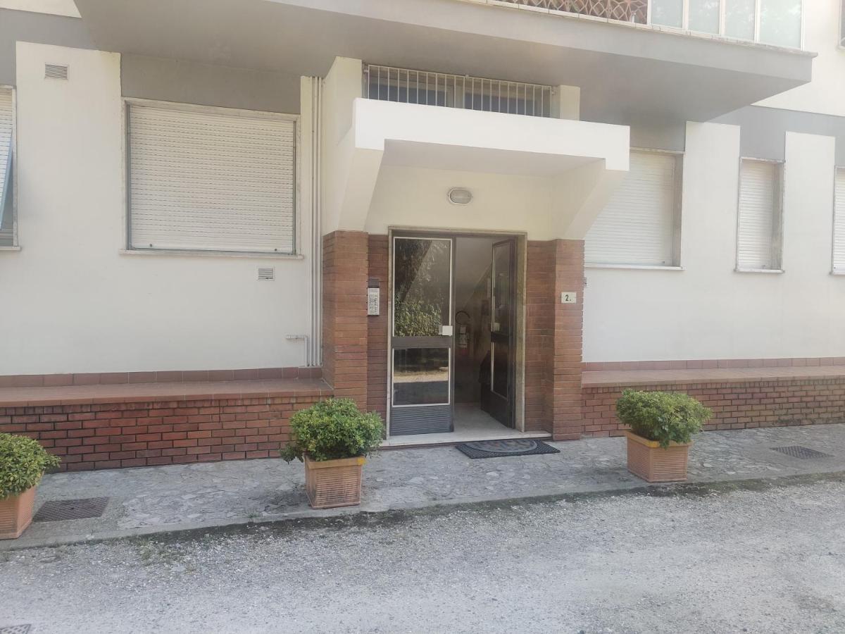 Appartamento Nelly - Per 4 Persone - Caray Park - Sale Marasino - Lago D'Iseo Marone Zewnętrze zdjęcie